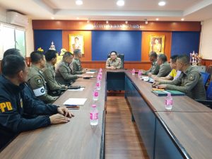 สภ.พระประแดง พบ นอภ.พระประแดง ประชุมเรื่องการดำเนินการโครงการชุมชนยั่งยืน